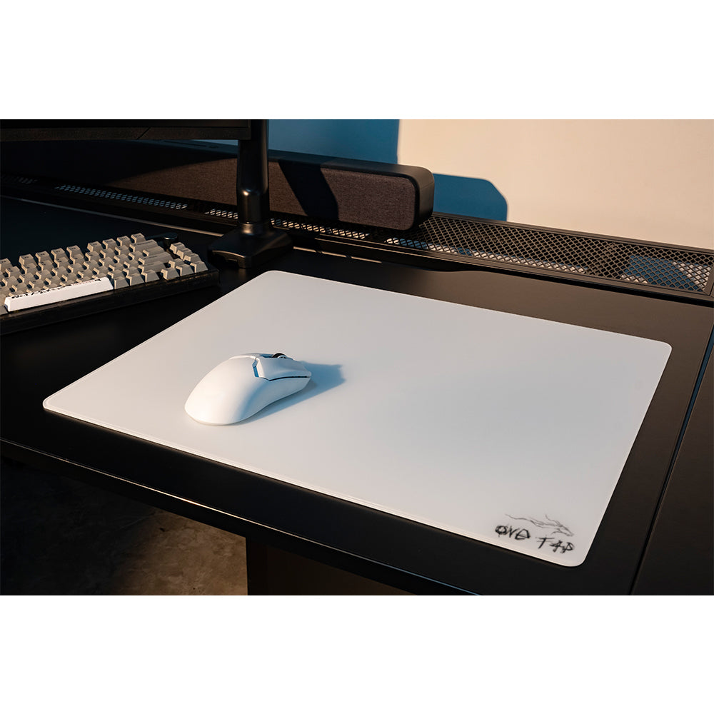 Dream Gamer Thunder Glass Mousepad White【他商品との同梱不可】