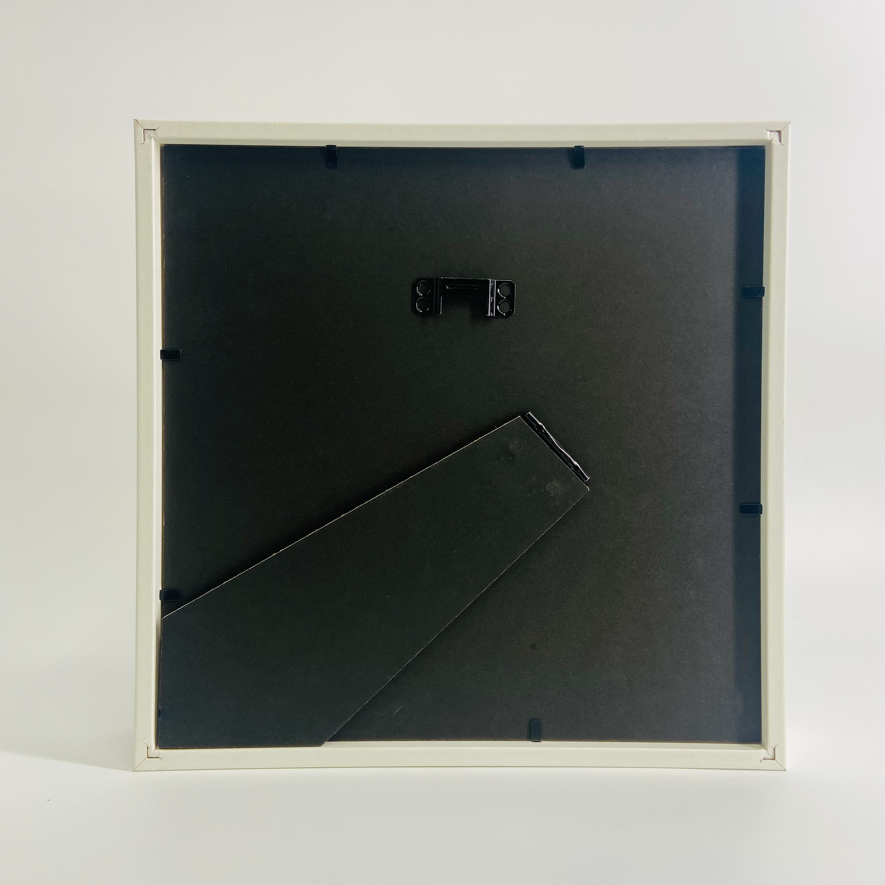 FUMO ARTWORK Ninjutso Sora V2 White Picture Frame [Cannot be shipped with other products]