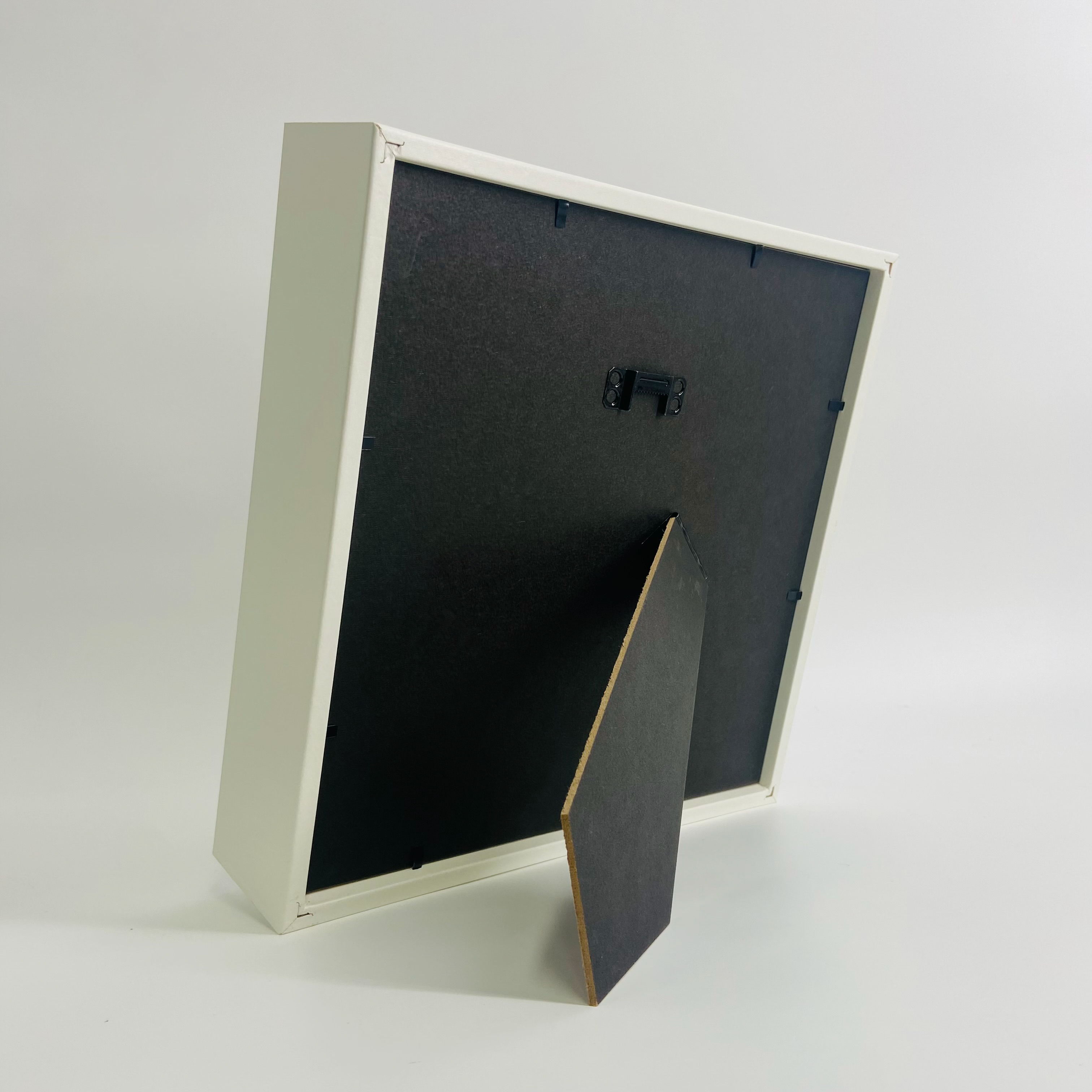 FUMO ARTWORK Ninjutso Sora V2 White Picture Frame [Cannot be shipped with other products]