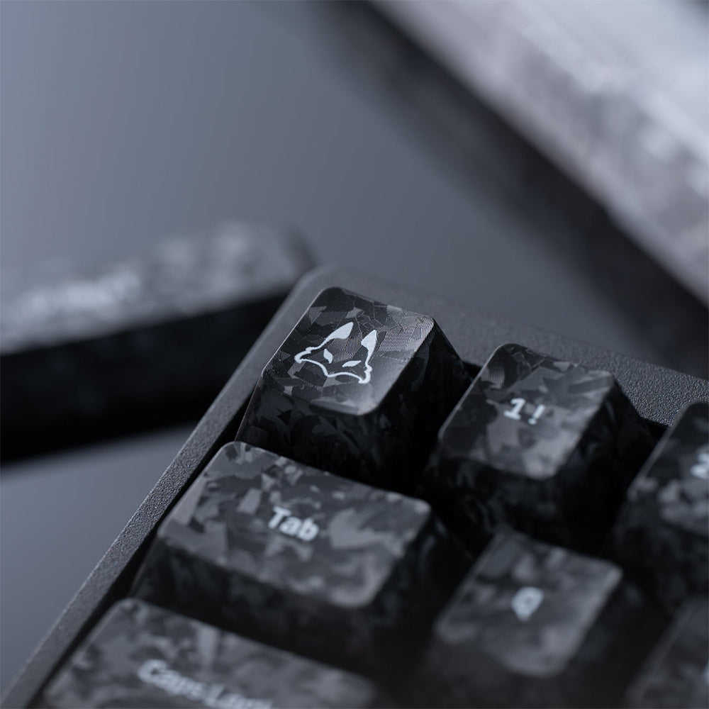 Arbiter Studio (アービタースタジオ) カーボンファイバーテクスチャー