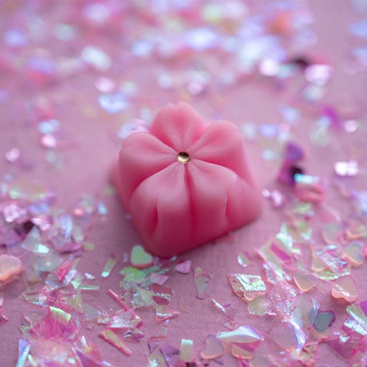 Capsmiths Sakura Artisan Keycap (Sakura)