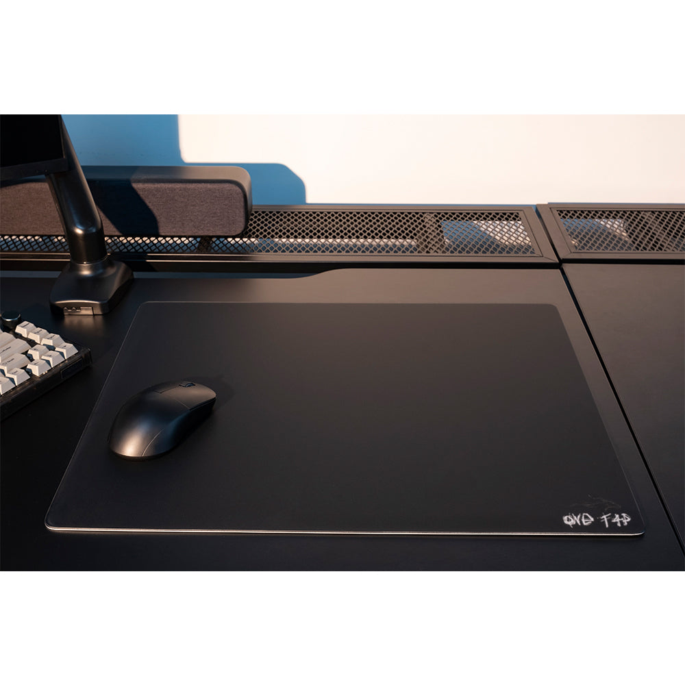 Dream Gamer Thunder Glass Mousepad Black【他商品との同梱不可】