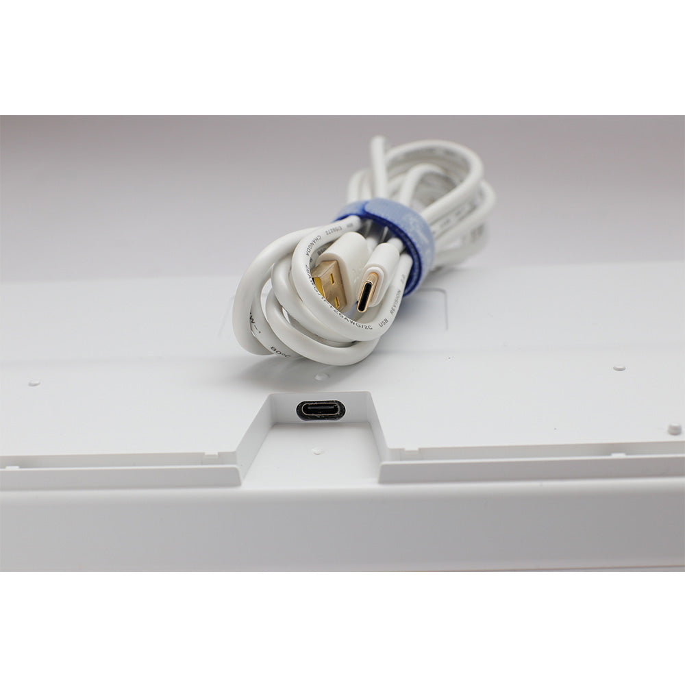 Ducky One 2 Pure White RGB TKL 80％ version