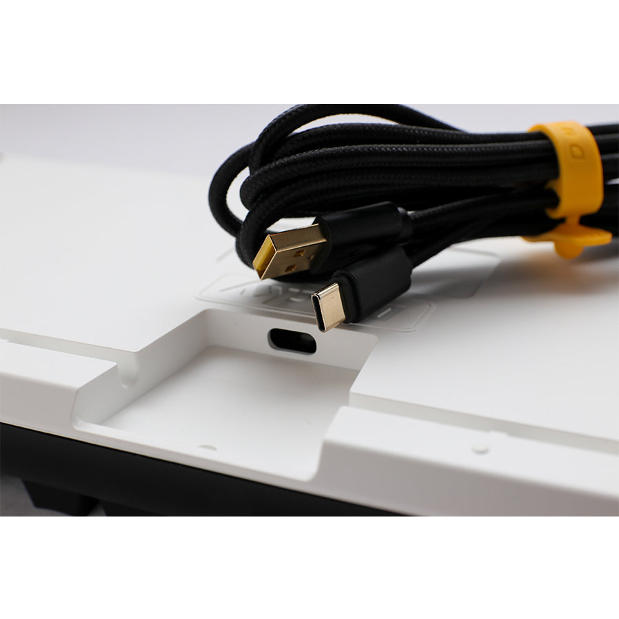 Ducky One 3 TKL 80% keyboard Classic Black/White