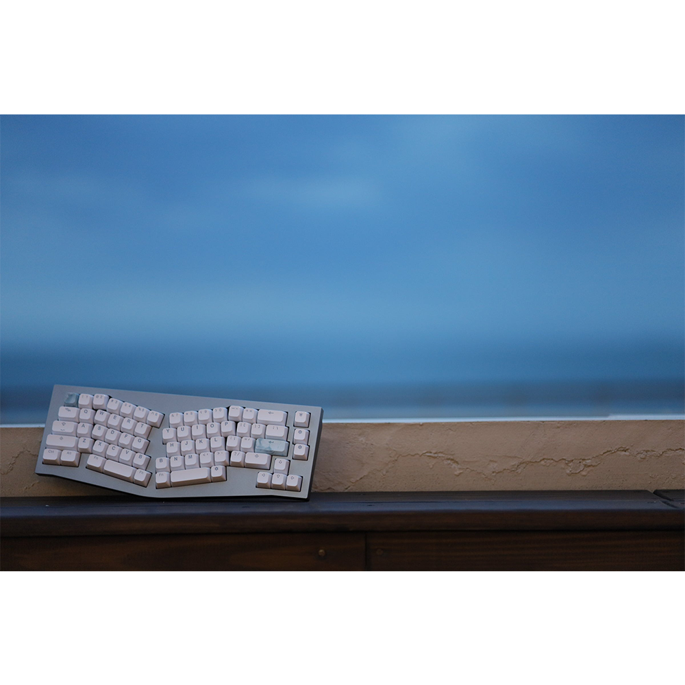 Tai-Hao BOBO Profile Backlit ABS Backlit Keycap Set Coastal Blue