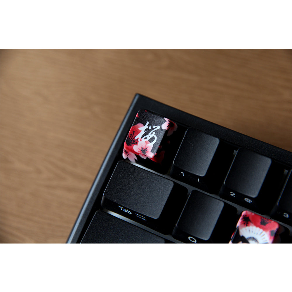 Traitors Sakura KURO Keycap Set